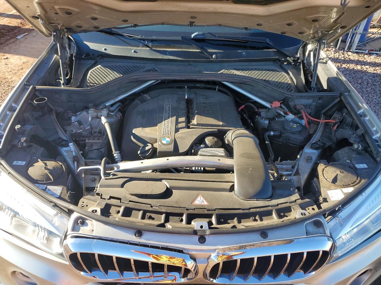 2016 BMW X5 xDrive35I - zdjęcie 12
