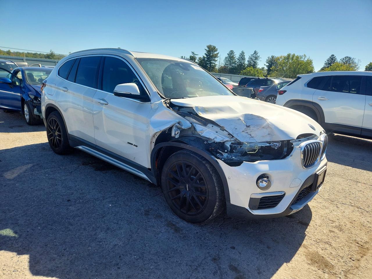 2016 BMW X1 xDrive28I - zdjęcie 4