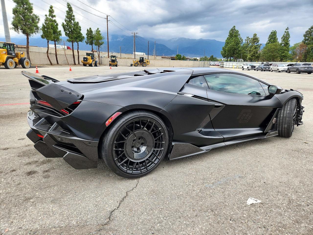 2024 Lamborghini Revuelto - zdjęcie 3