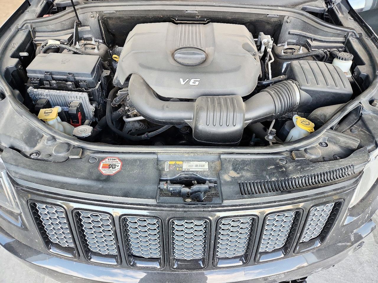2014 Jeep Grand Cherokee Laredo - zdjęcie 12