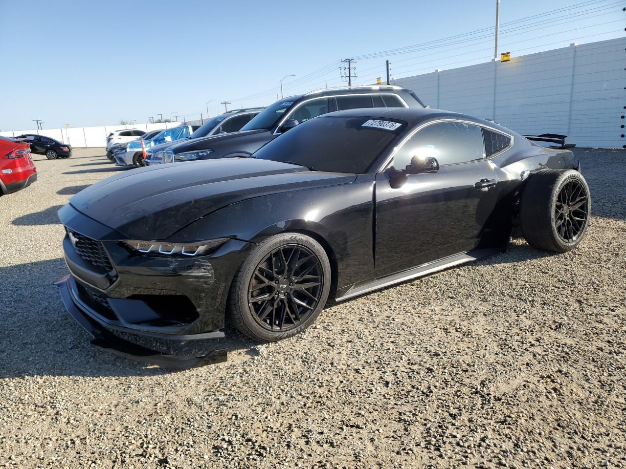 2025 Ford Mustang - zdjęcie główne