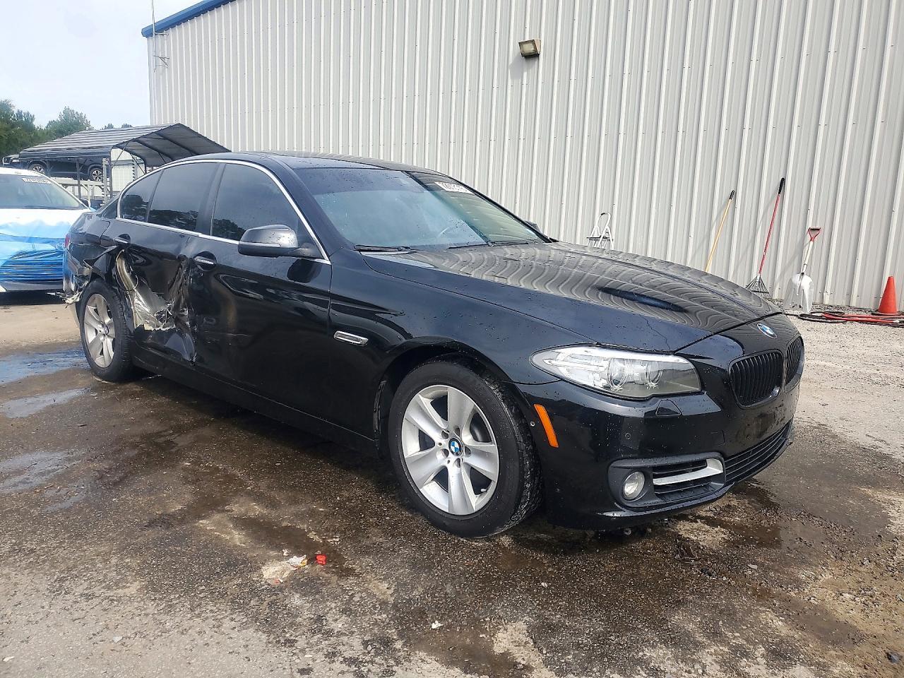 2015 BMW 528 I - zdjęcie 4