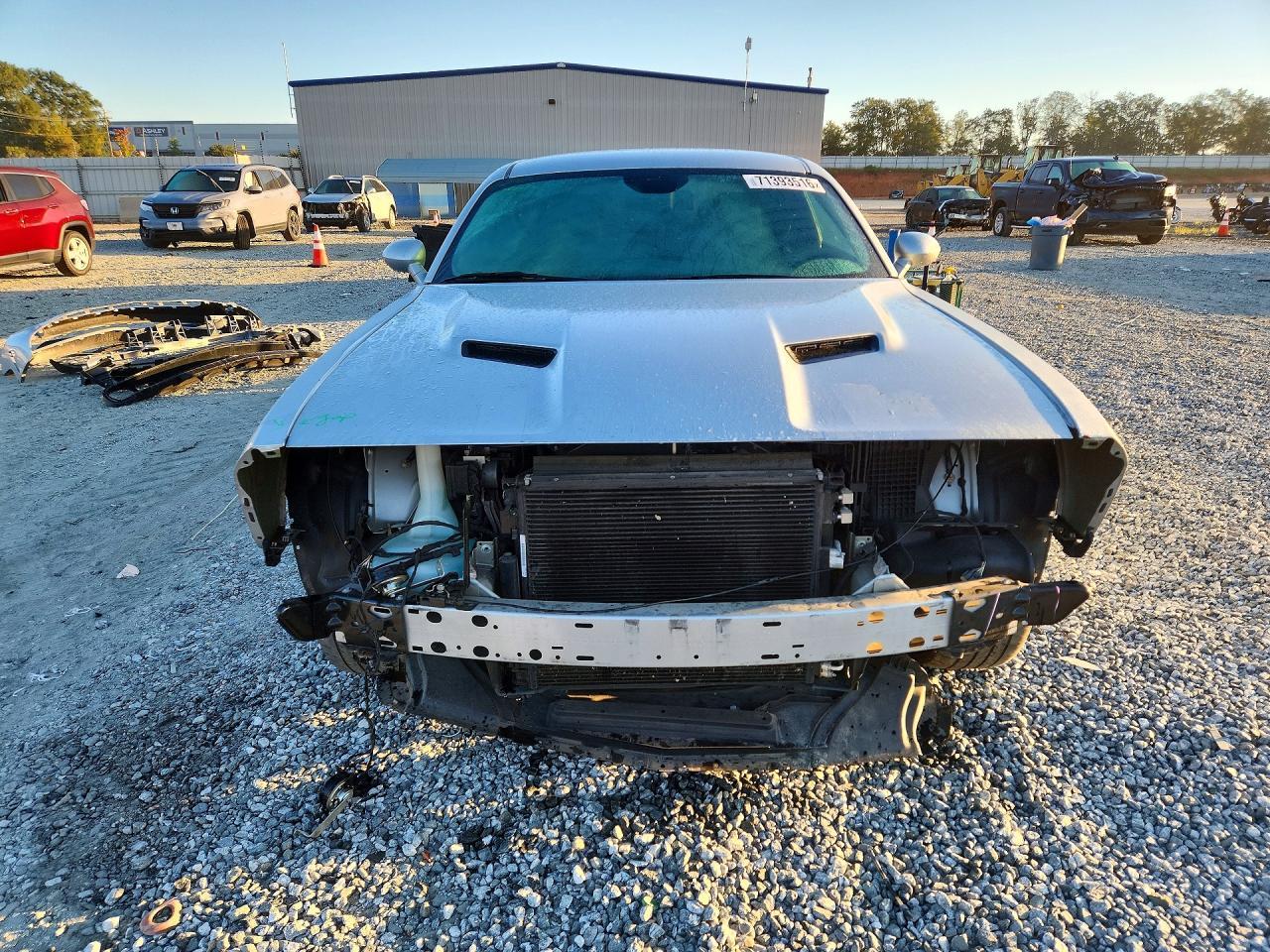 2021 Dodge Challenger Sxt - zdjęcie 5