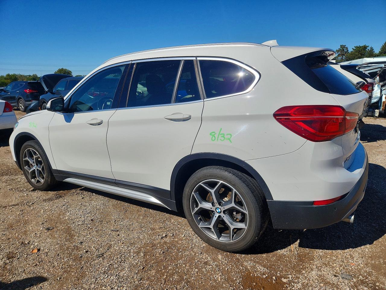 2019 BMW X1 xDrive28I - zdjęcie 2
