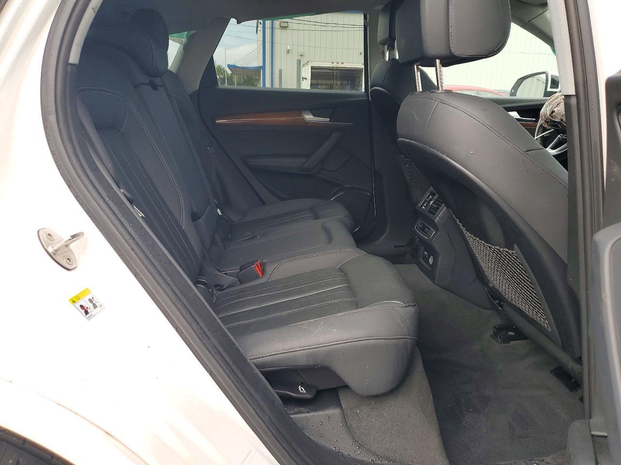 2022 Audi Q5 Premium Plus 45 - zdjęcie 11