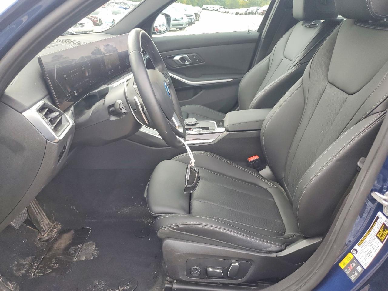 2024 BMW Seria 3 330e - zdjęcie 7