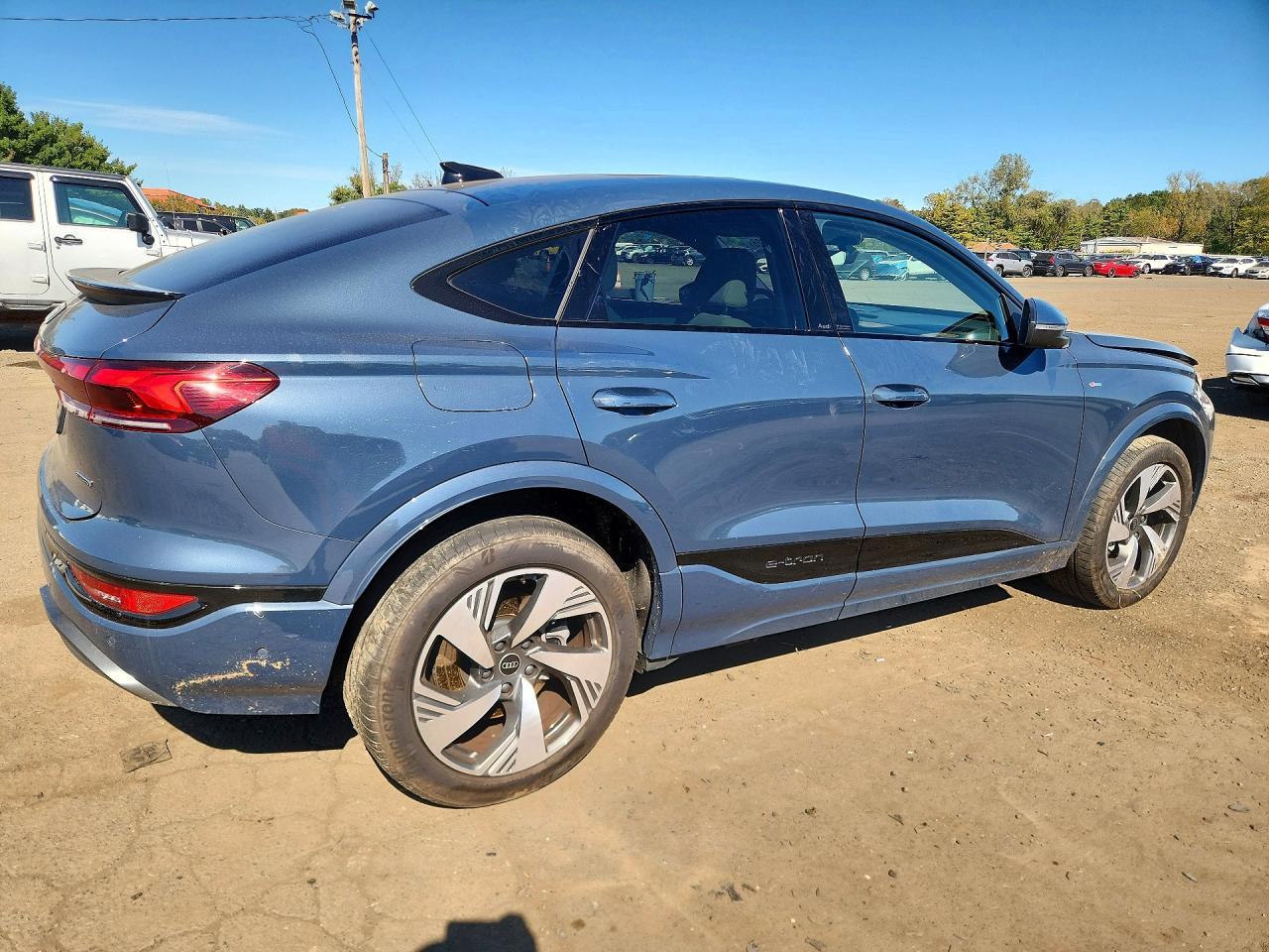 2025 Audi Q6 E-Tron Sportback Premium Plus - zdjęcie 3