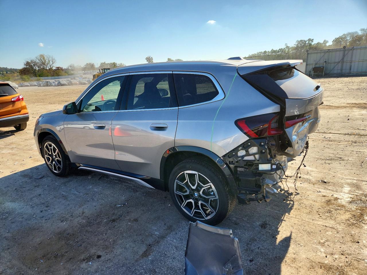 2026 BMW X1 xDrive28I - zdjęcie 2