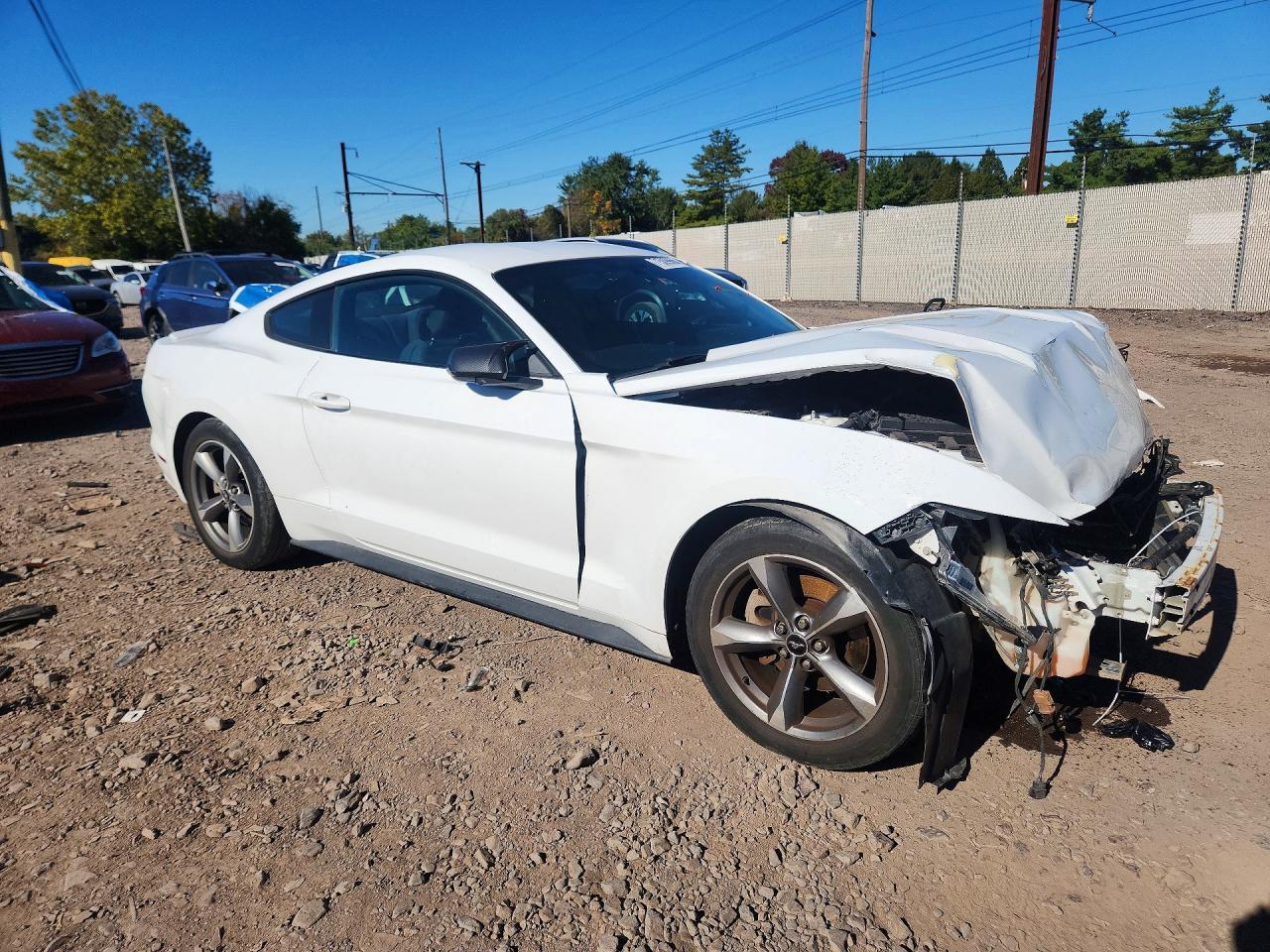 2016 Ford Mustang - zdjęcie 4