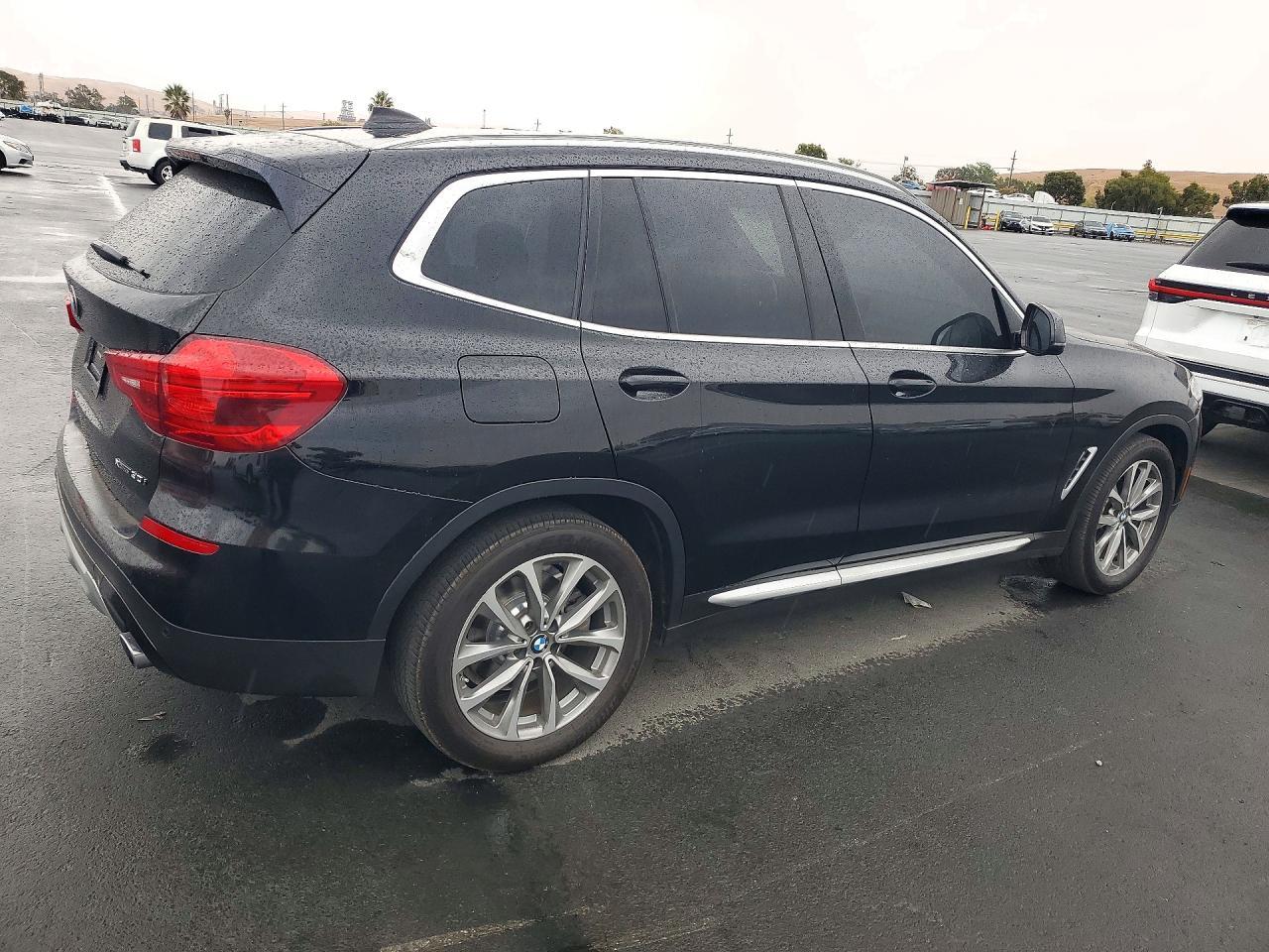 BMW X3 - zdjęcie 3