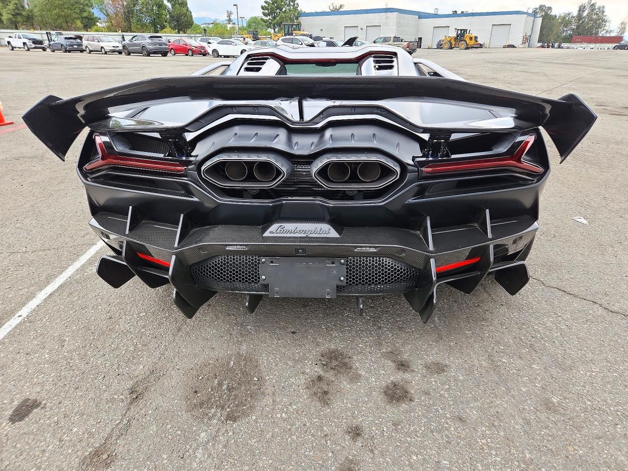 2024 Lamborghini Revuelto - zdjęcie 6