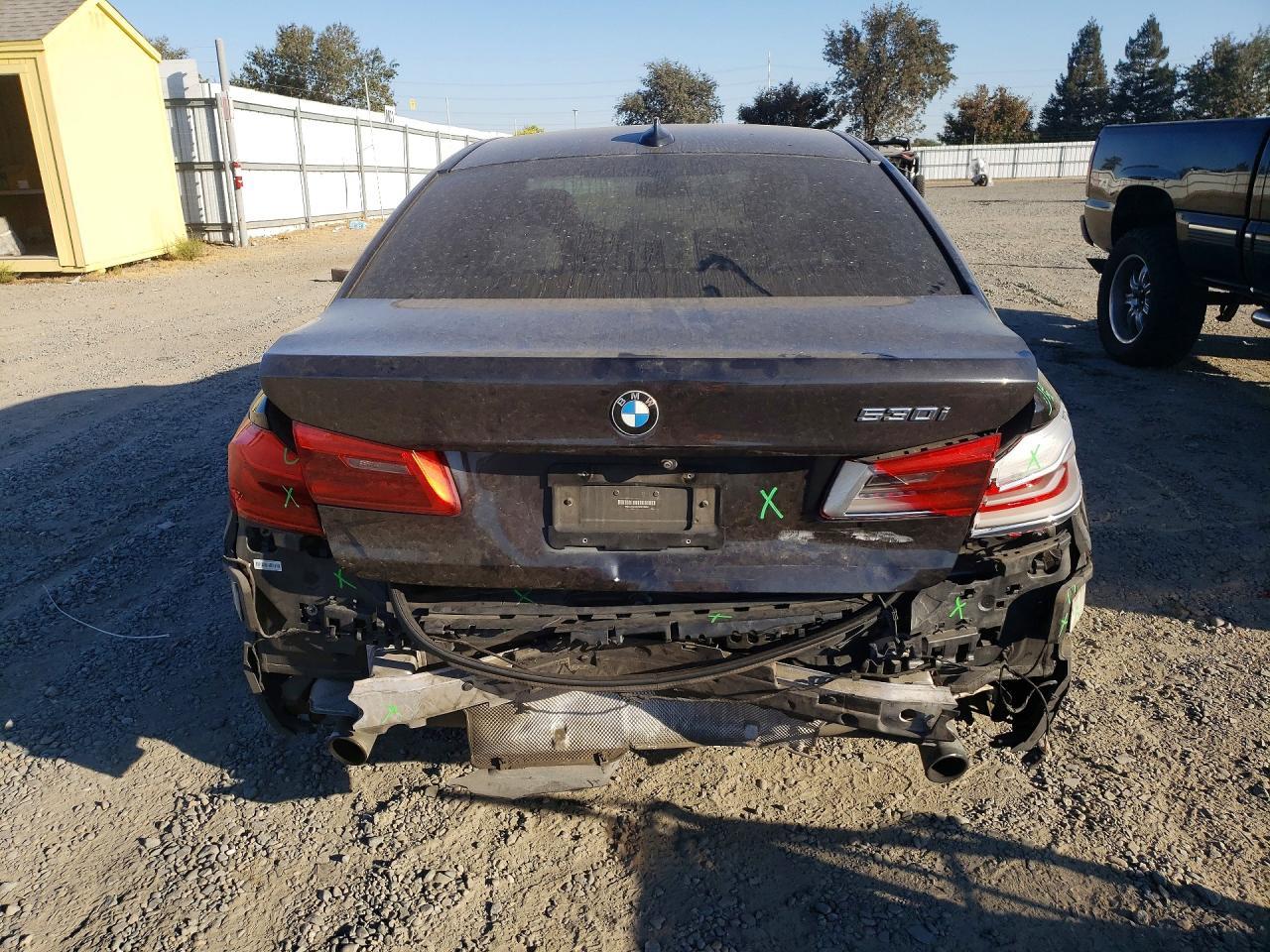 2019 BMW 530 I - zdjęcie 6