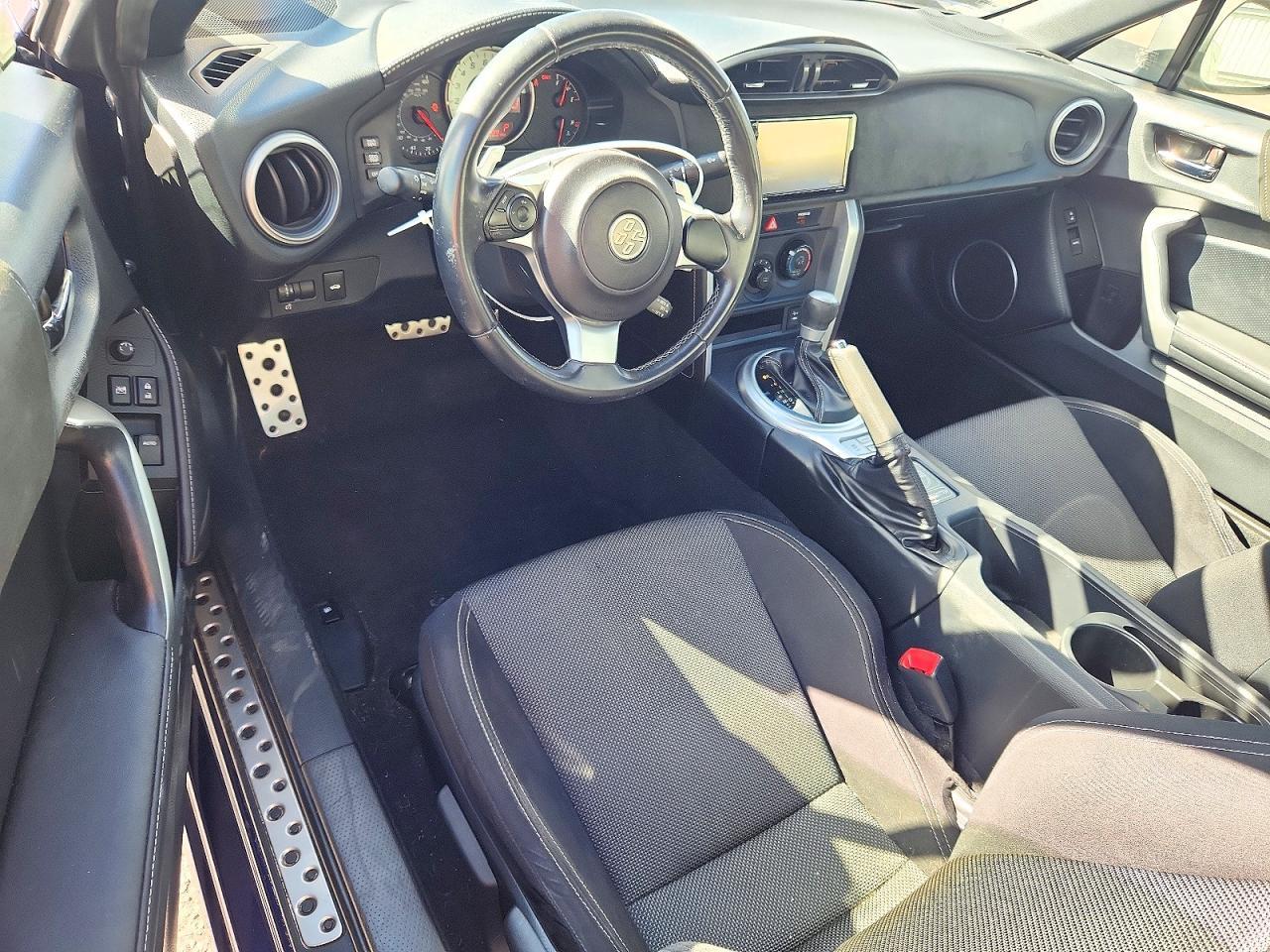 2019 Toyota 86 Base - zdjęcie 8