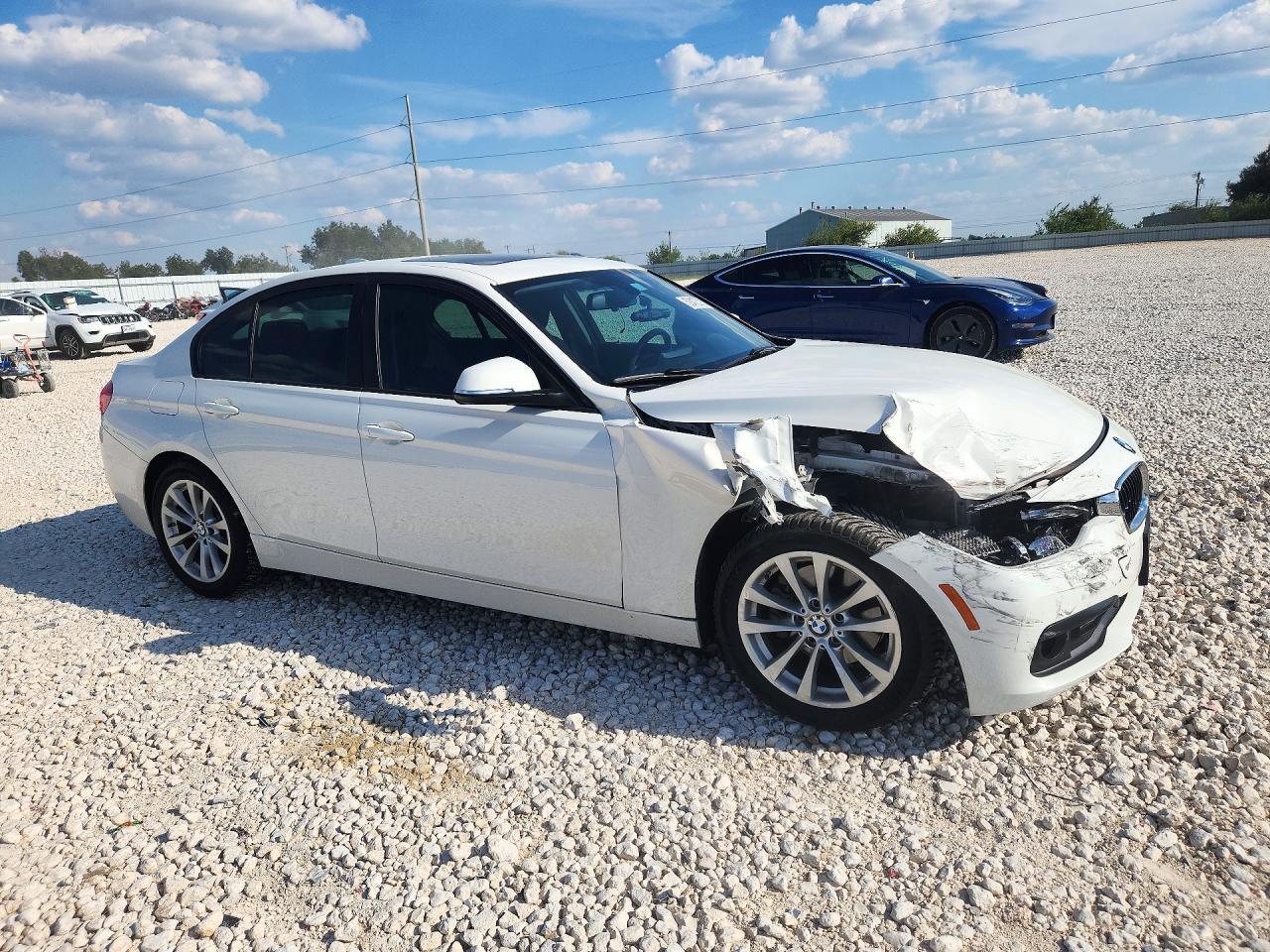 2018 BMW Seria 3 320i - zdjęcie 4