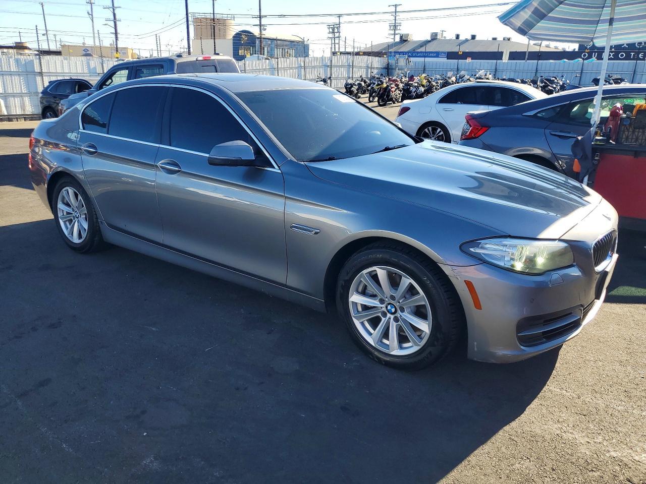 2014 BMW 528 I - zdjęcie 4