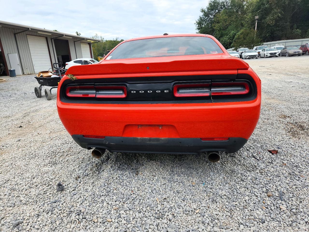 2016 Dodge Challenger Sxt - zdjęcie 6