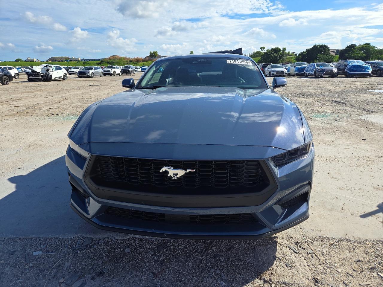 2026 Ford Mustang - zdjęcie 5