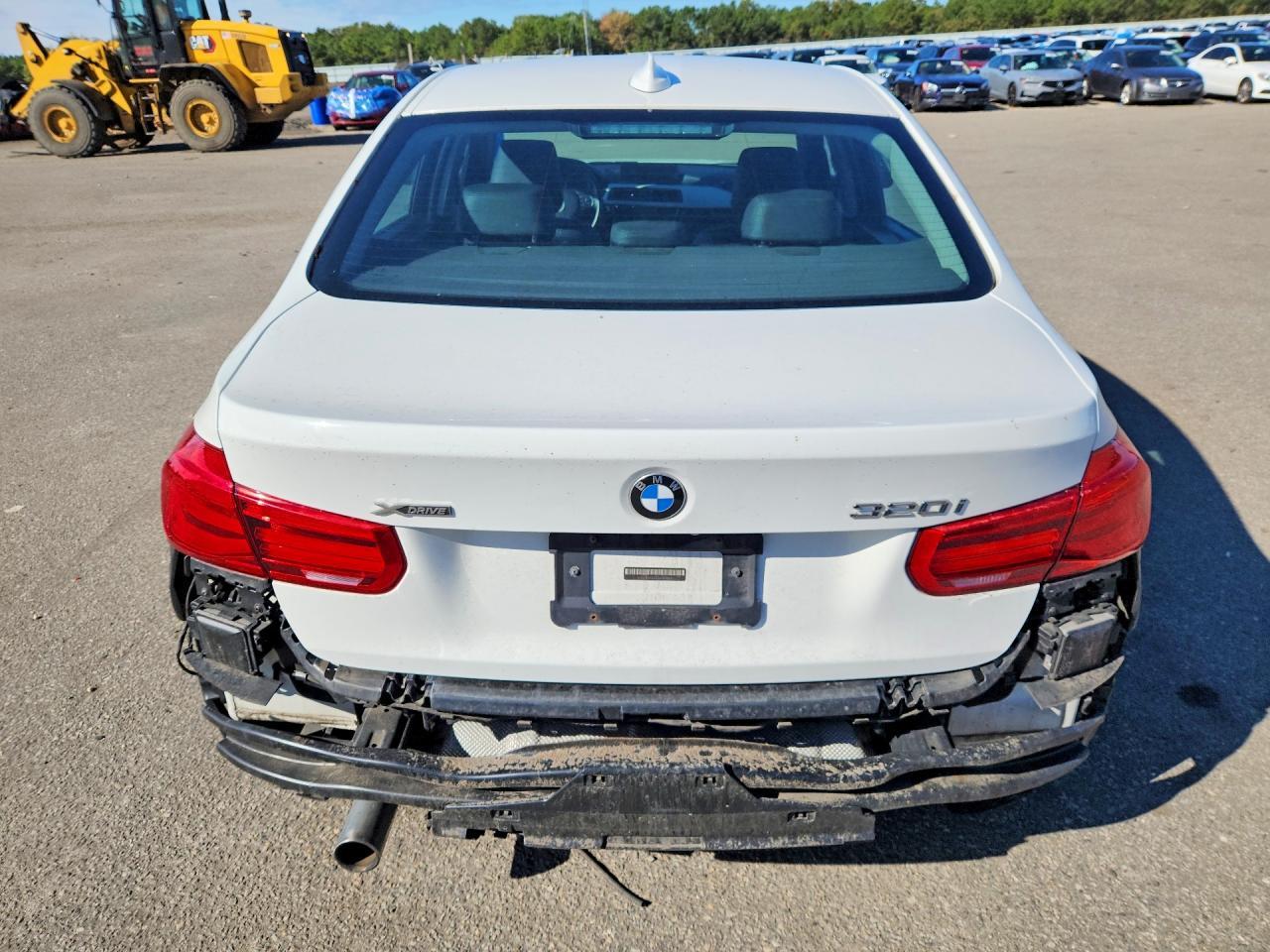 2018 BMW Seria 3 320i - zdjęcie 6
