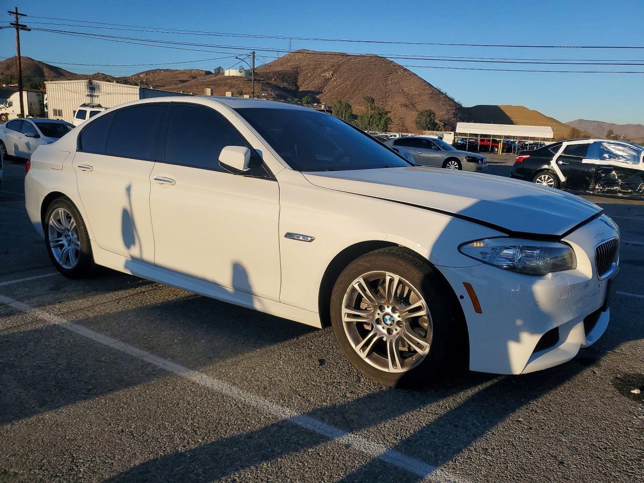 2013 BMW 528 I - zdjęcie 4