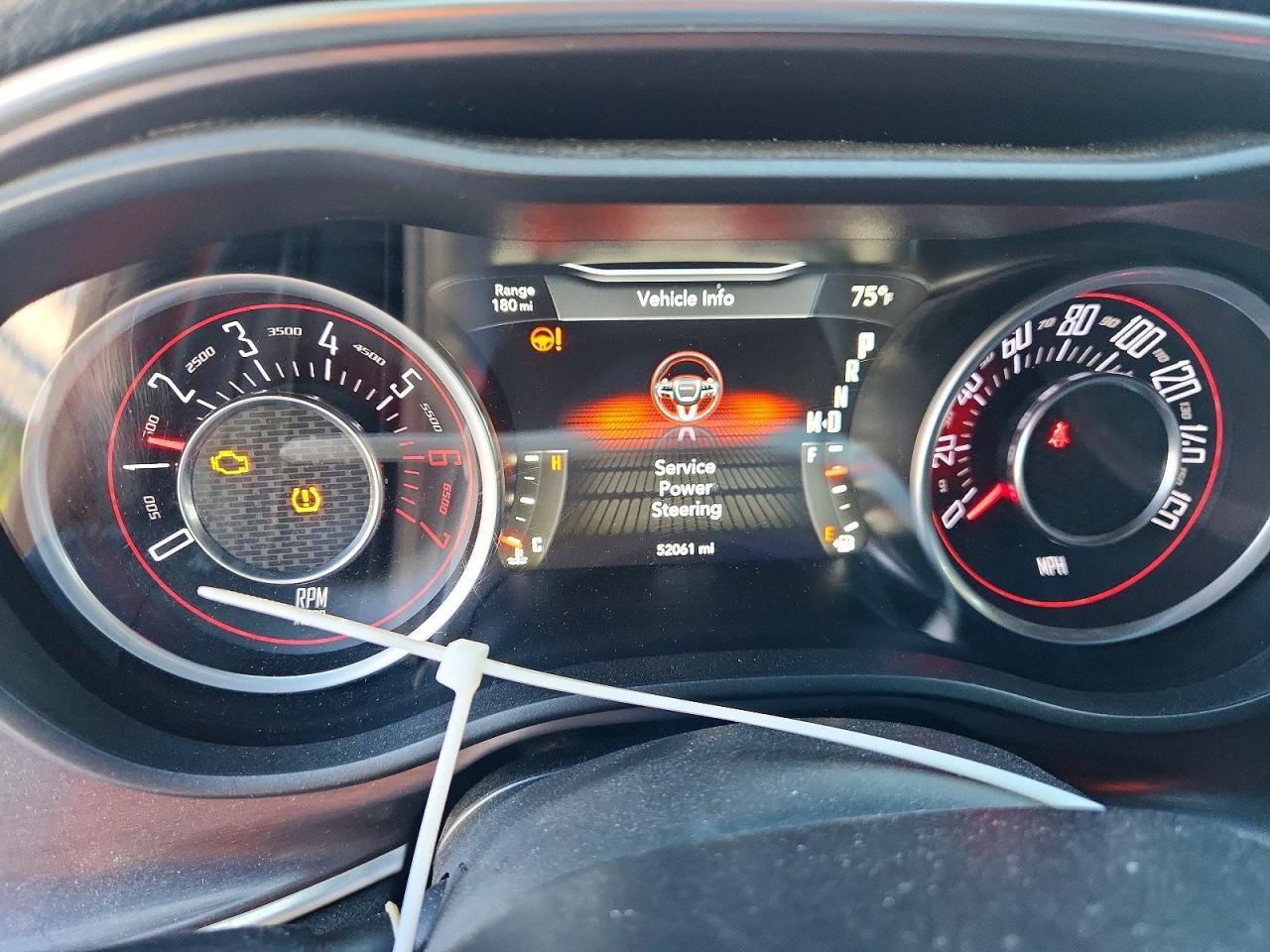 2015 Dodge Challenger Sxt - zdjęcie 9