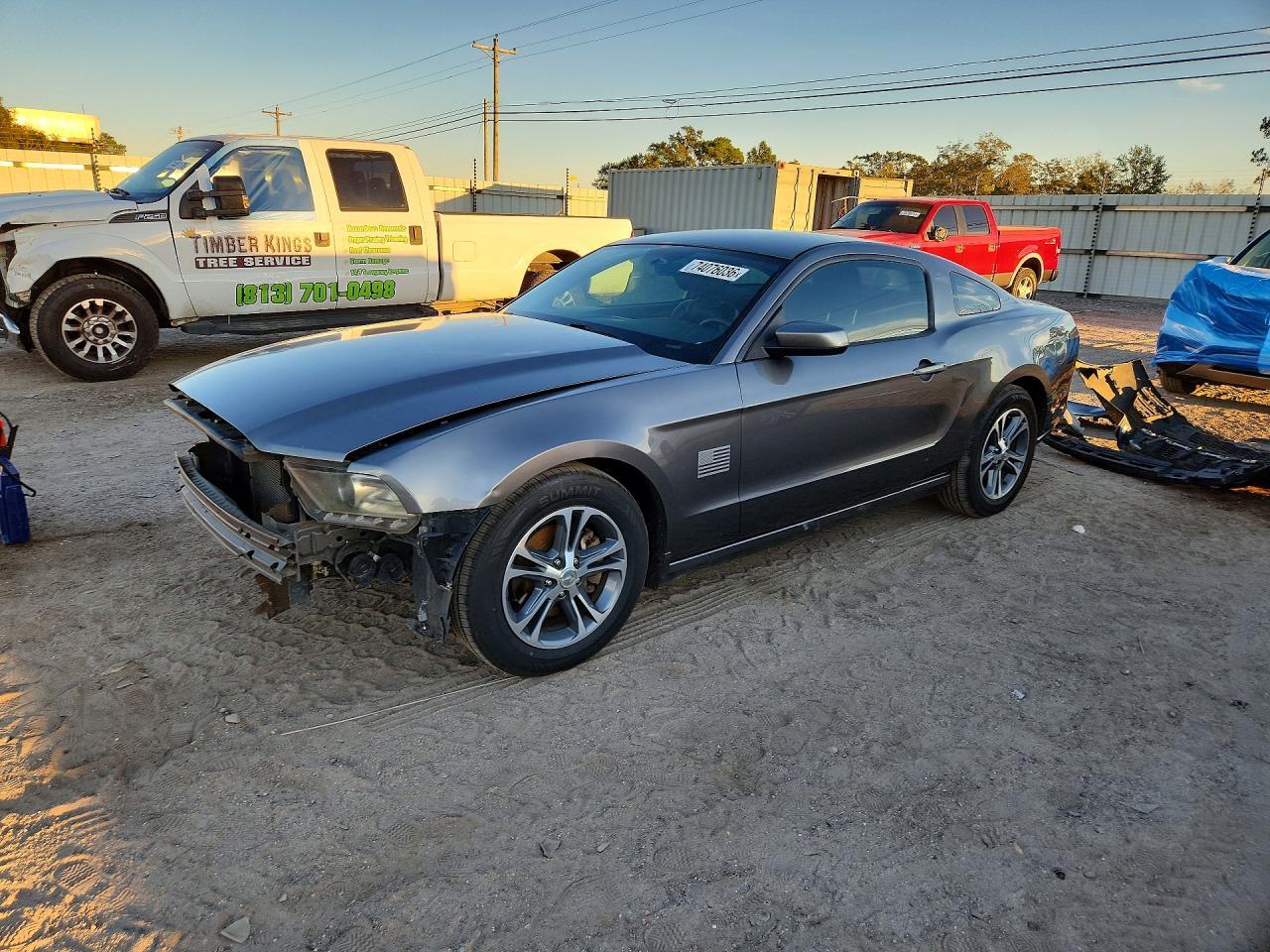 2013 Ford Mustang - zdjęcie główne