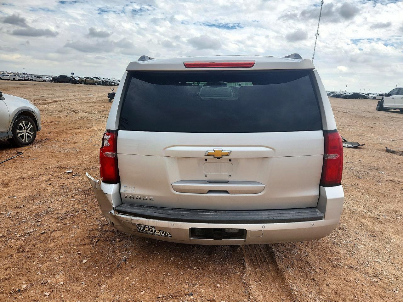 2015 Chevrolet Tahoe C1500 Ls - zdjęcie 6
