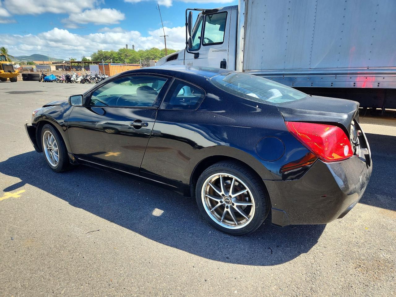 2013 Nissan Altima S - zdjęcie 2
