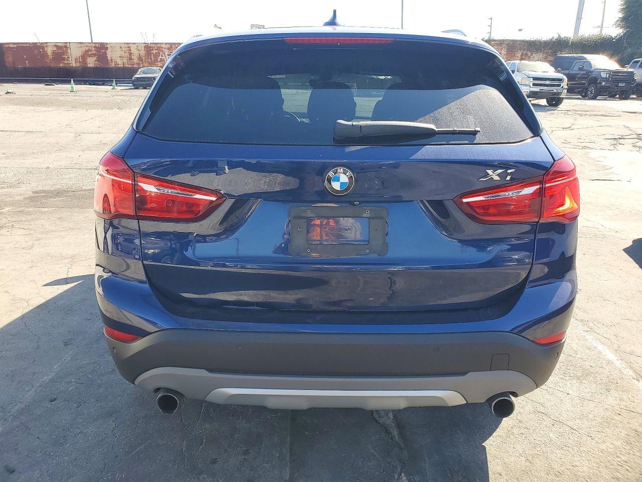 2016 BMW X1 xDrive28I - zdjęcie 6