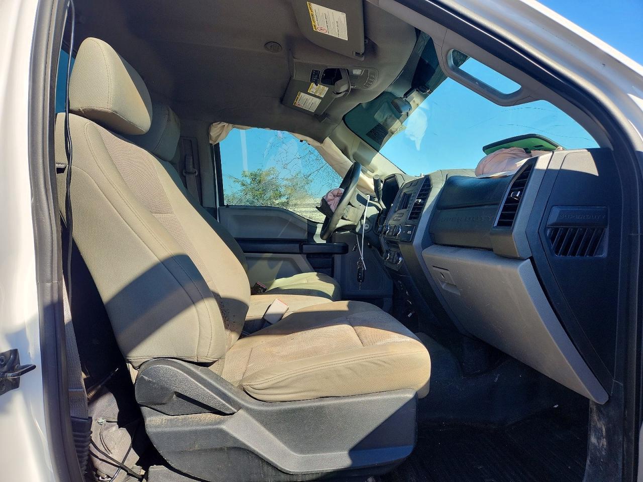 2017 Ford F250 Super Duty - zdjęcie 10