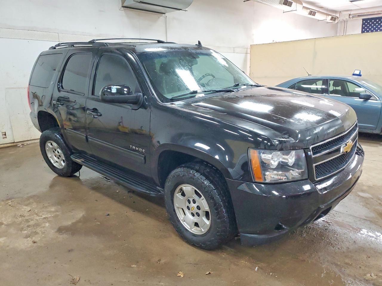 2013 Chevrolet Tahoe C1500 Lt - zdjęcie 4