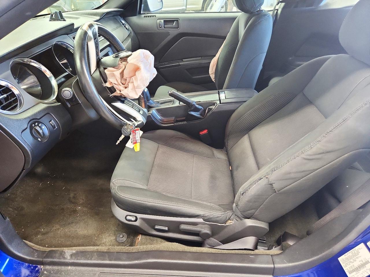 2014 Ford Mustang Base - zdjęcie 7