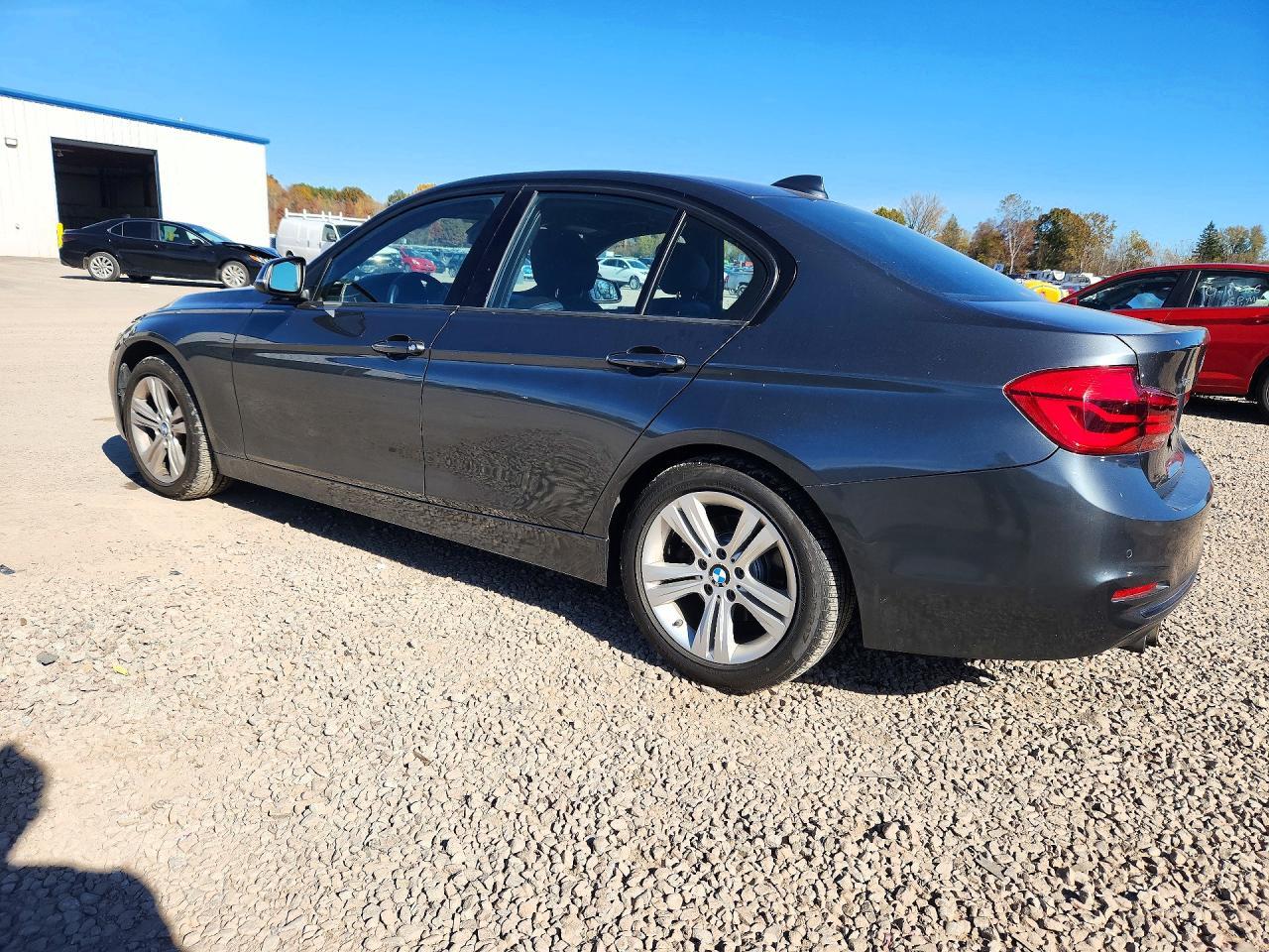 BMW Seria 3 - zdjęcie 2