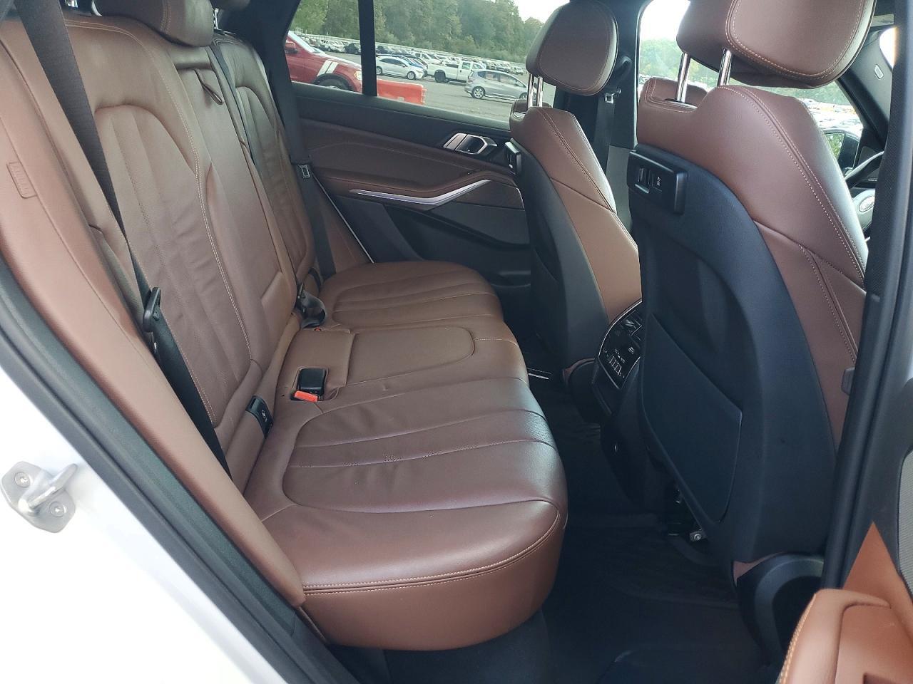 2019 BMW X5 xDrive40I - zdjęcie 11