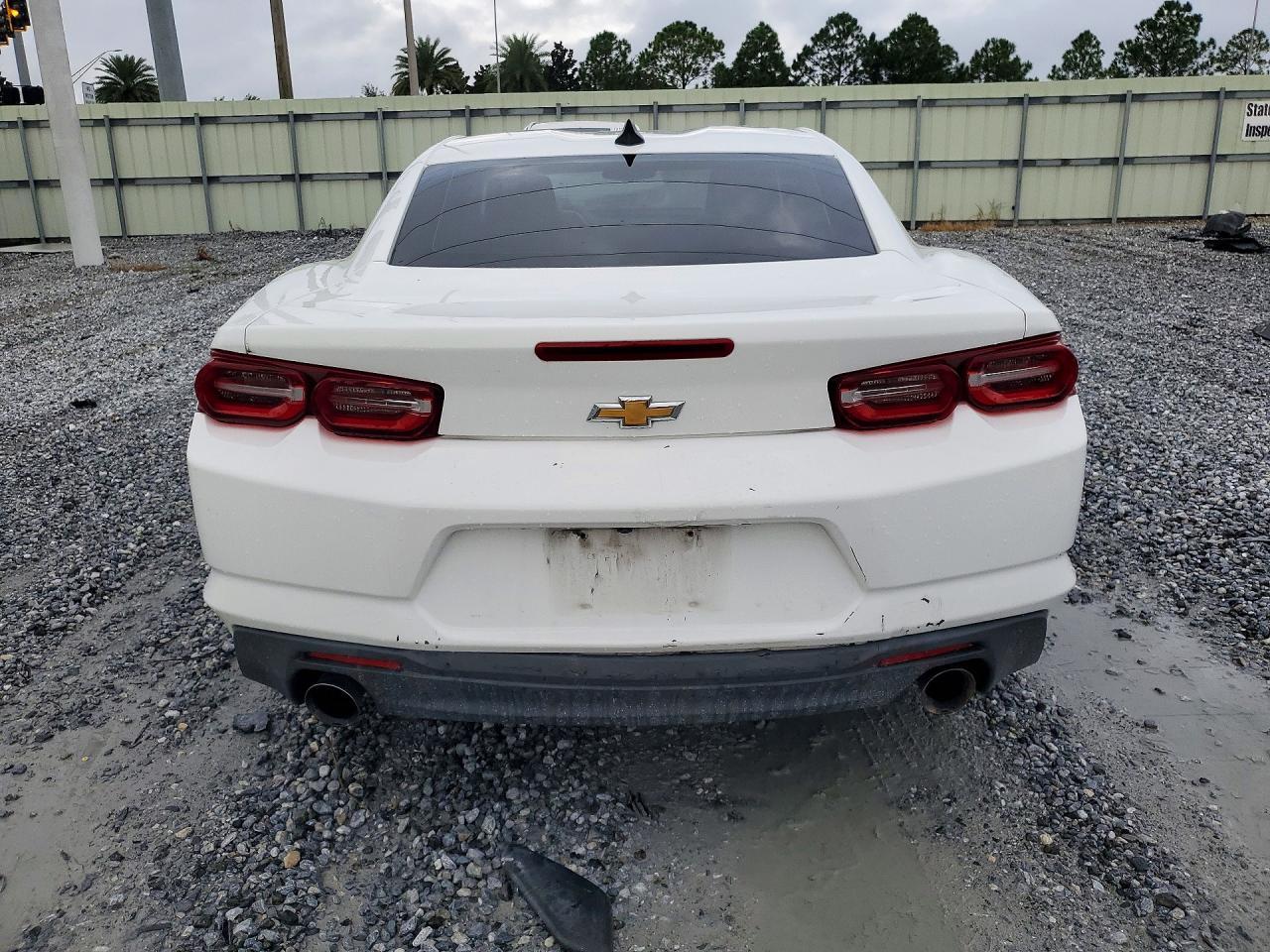 2021 Chevrolet Camaro Ls - zdjęcie 6