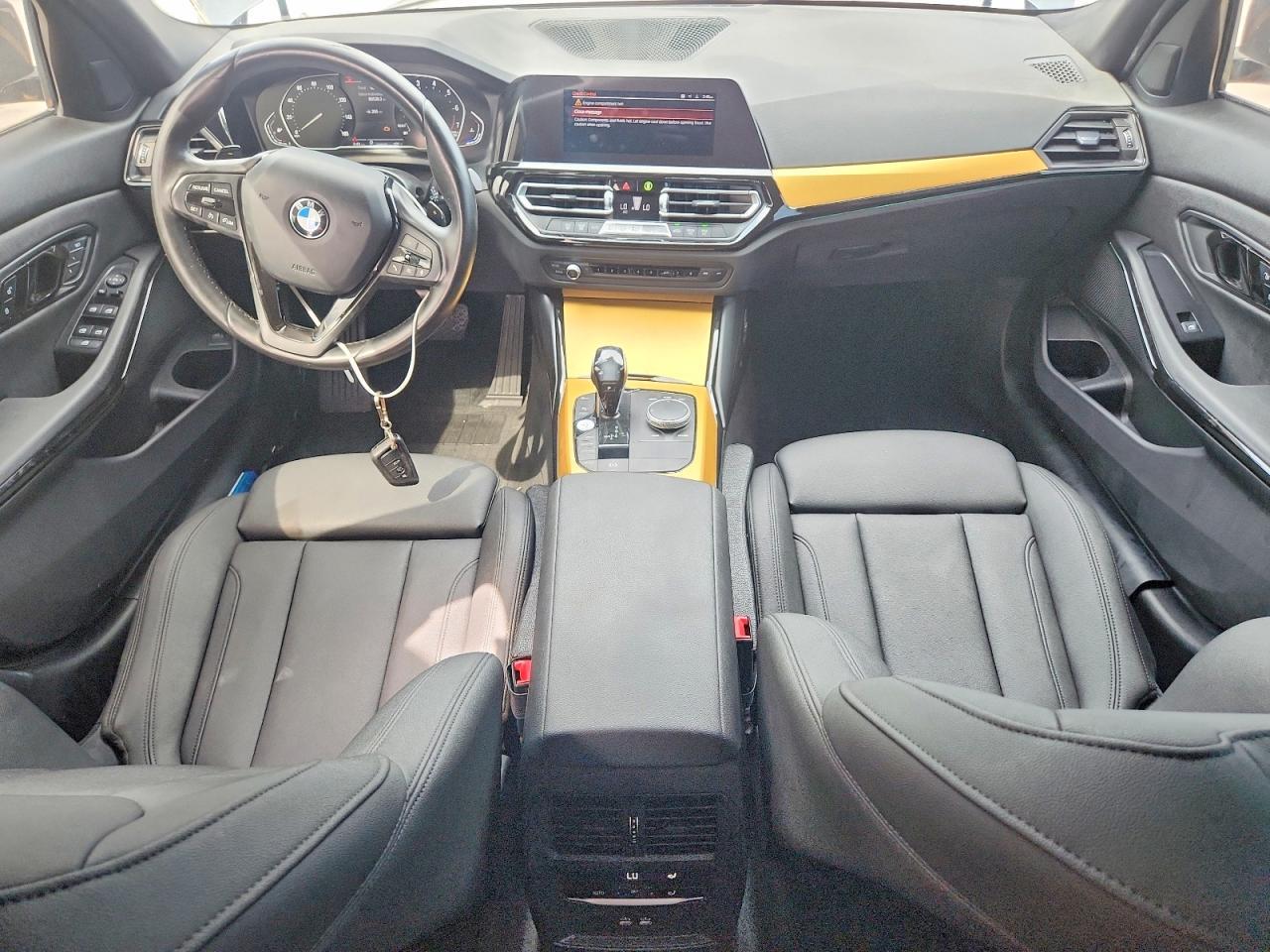 2021 BMW 330I - zdjęcie 8