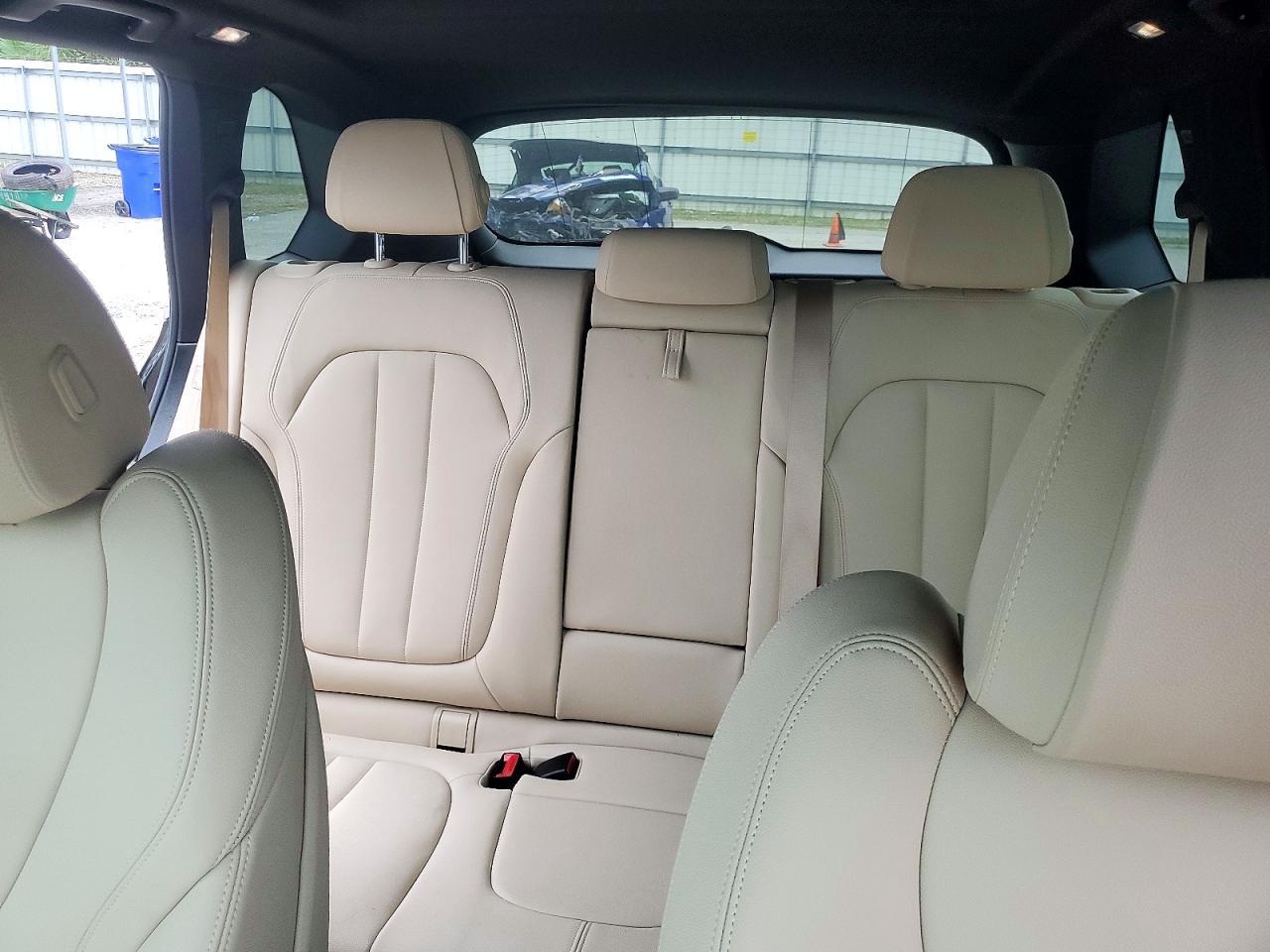 2019 BMW X5 xDrive40I - zdjęcie 10