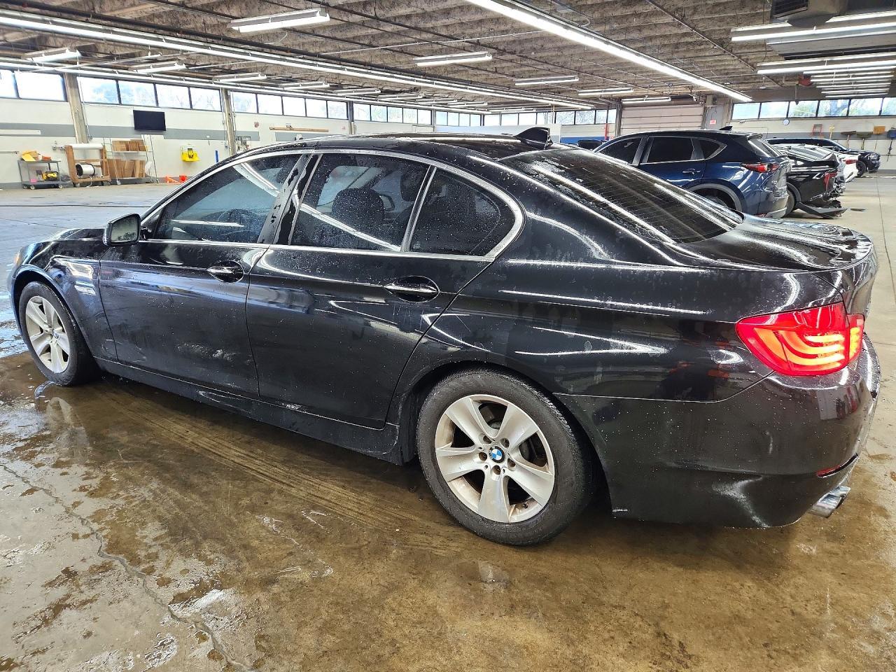 2013 BMW 528 Xi - zdjęcie 2
