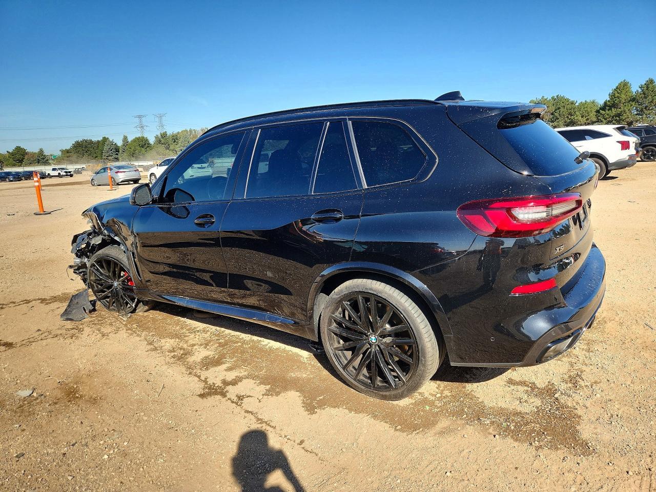 2021 BMW X5 M50I - zdjęcie 2