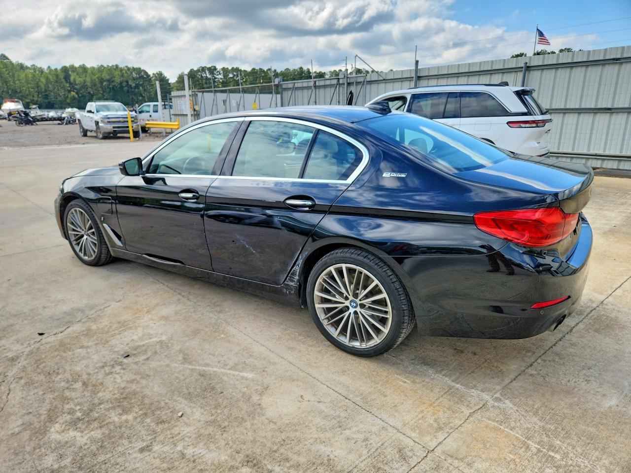 2018 BMW 530E - zdjęcie 2