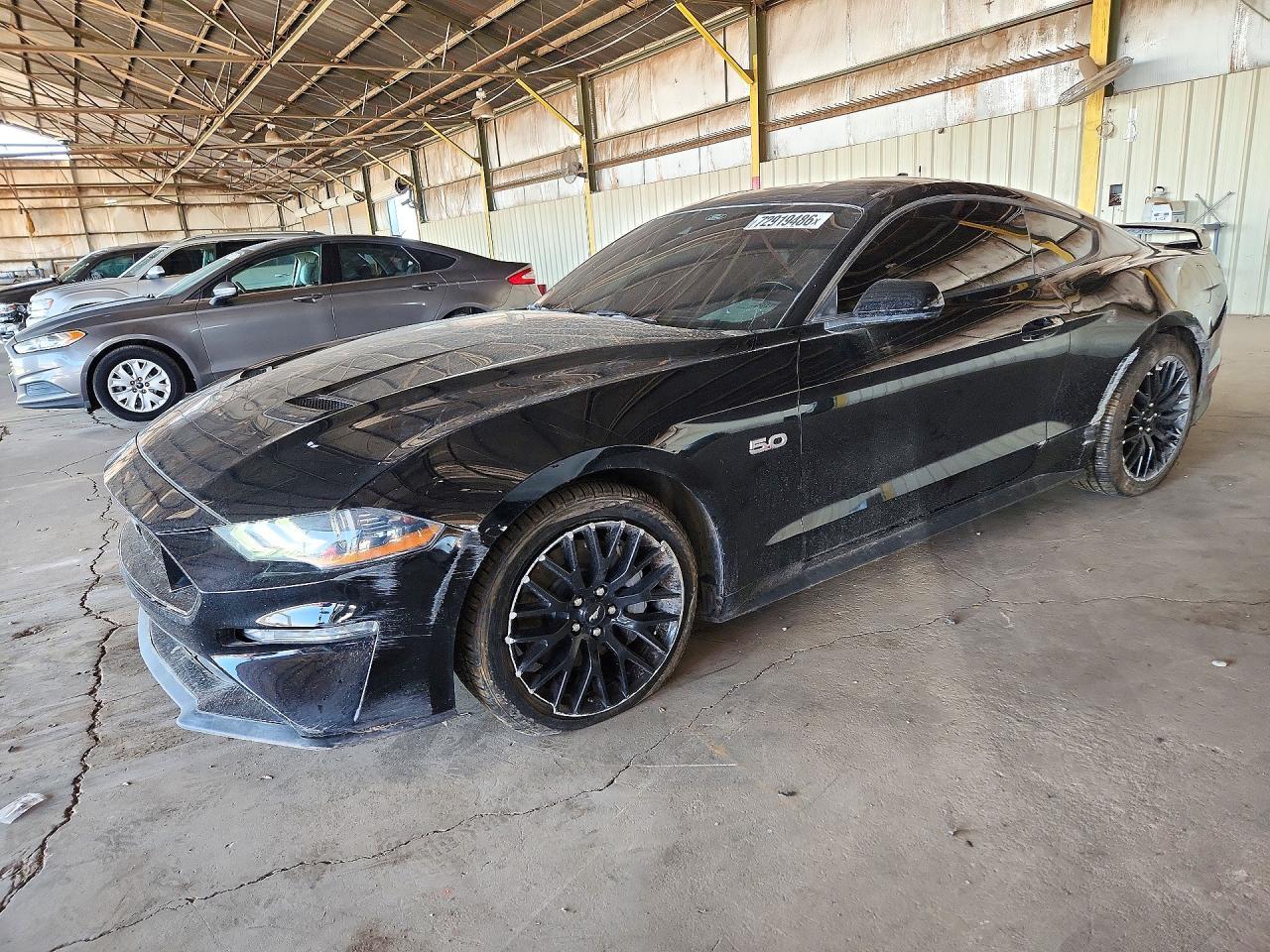 2021 Ford Mustang Gt - zdjęcie główne
