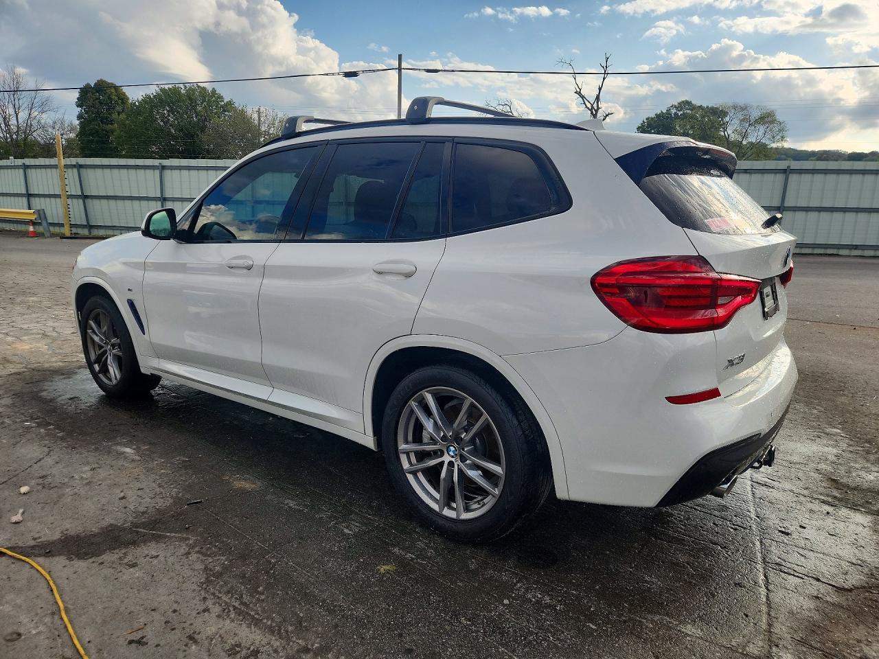 2019 BMW X3 xDrive30I - zdjęcie 2