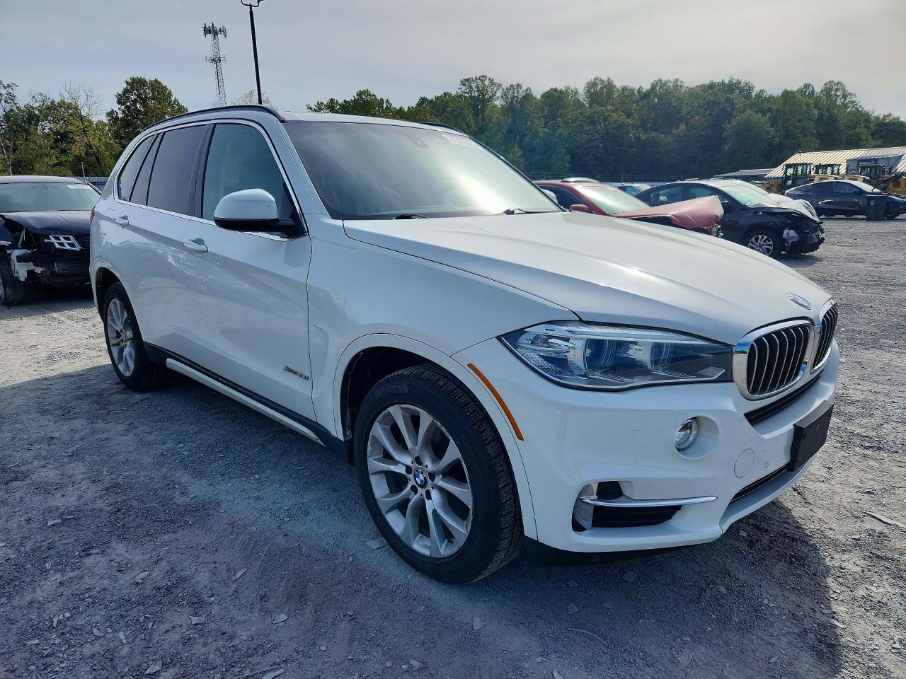 2014 BMW X5 xDrive35I - zdjęcie 4