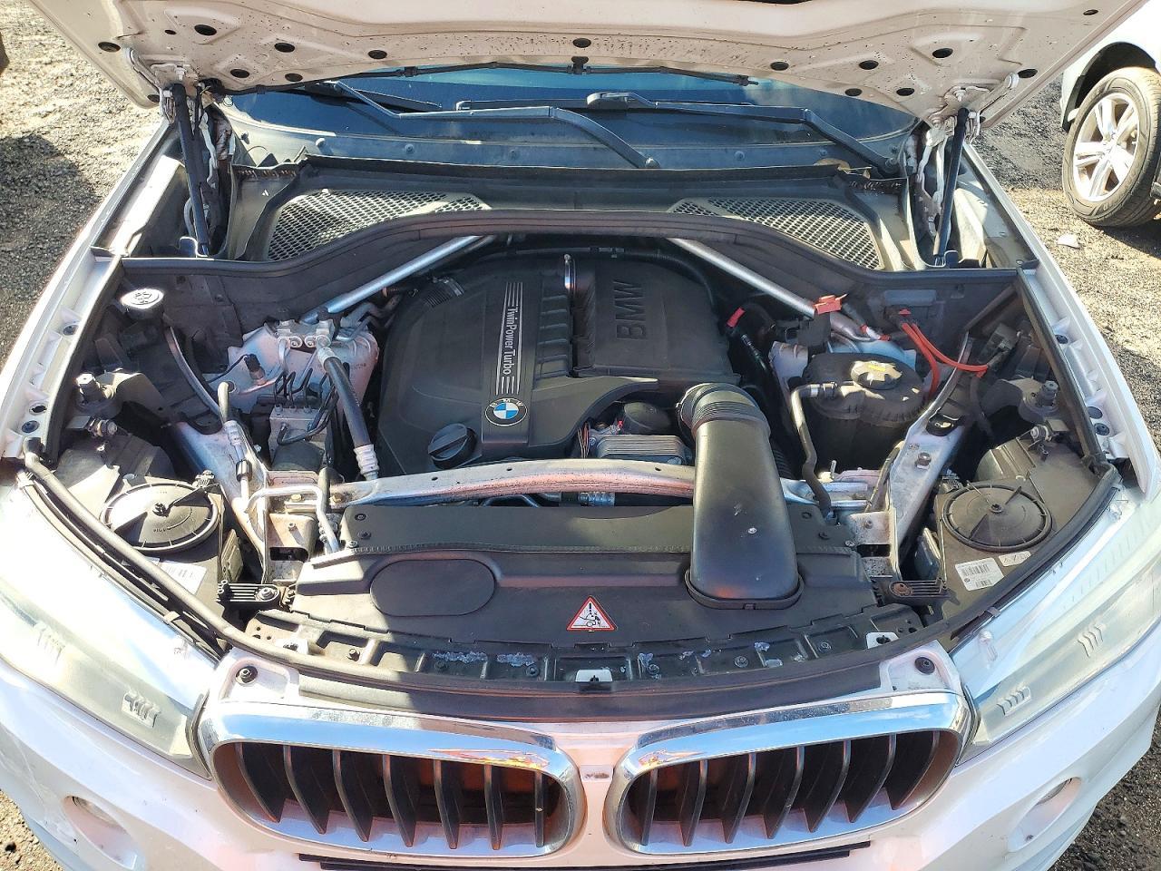 2014 BMW X5 xDrive35I - zdjęcie 12