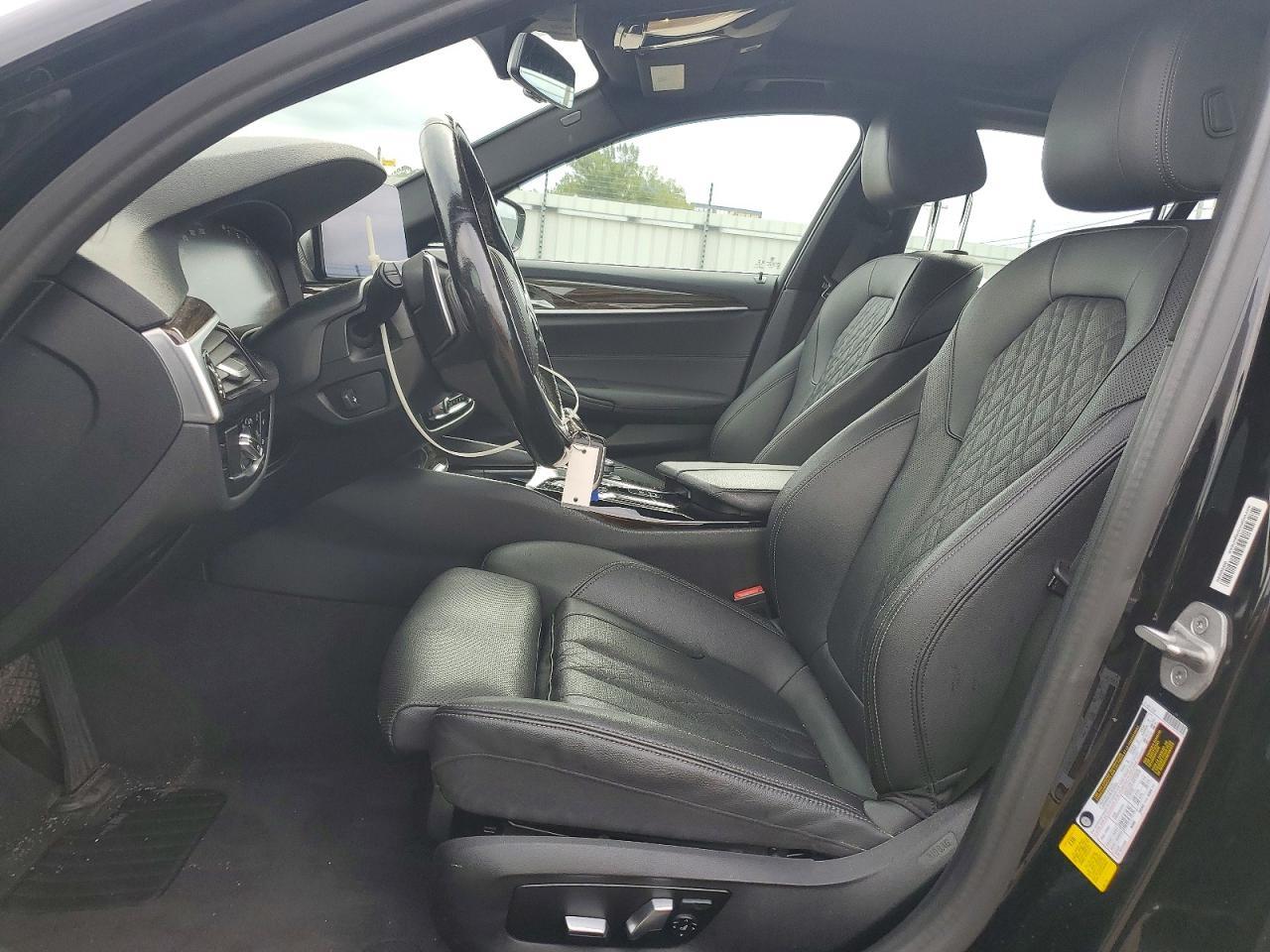 2021 BMW 530 I - zdjęcie 7