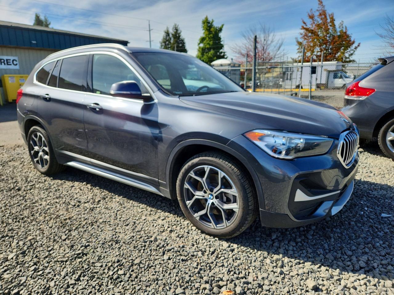 2021 BMW X1 xDrive28I - zdjęcie 4