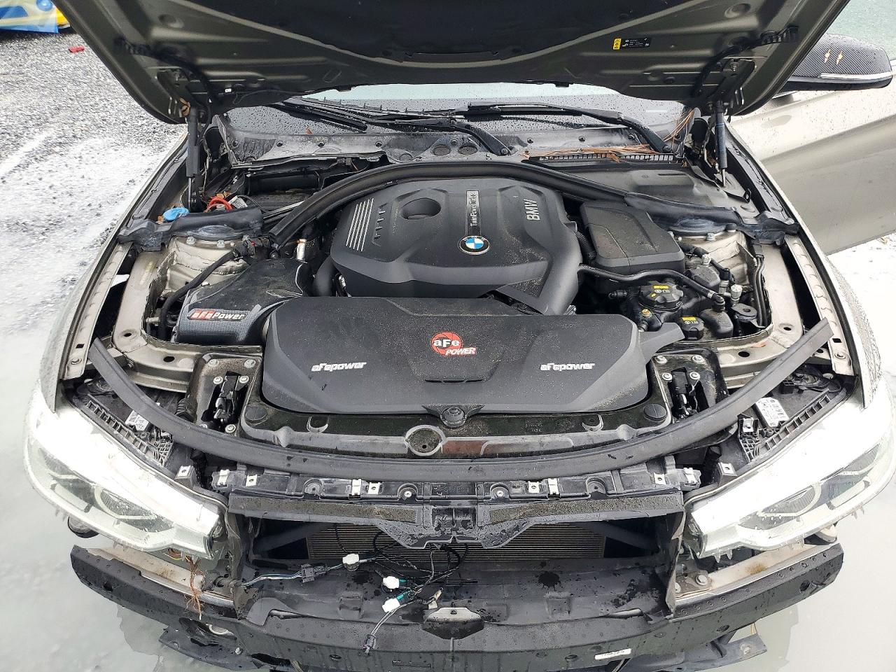 2017 BMW 330 I - zdjęcie 11