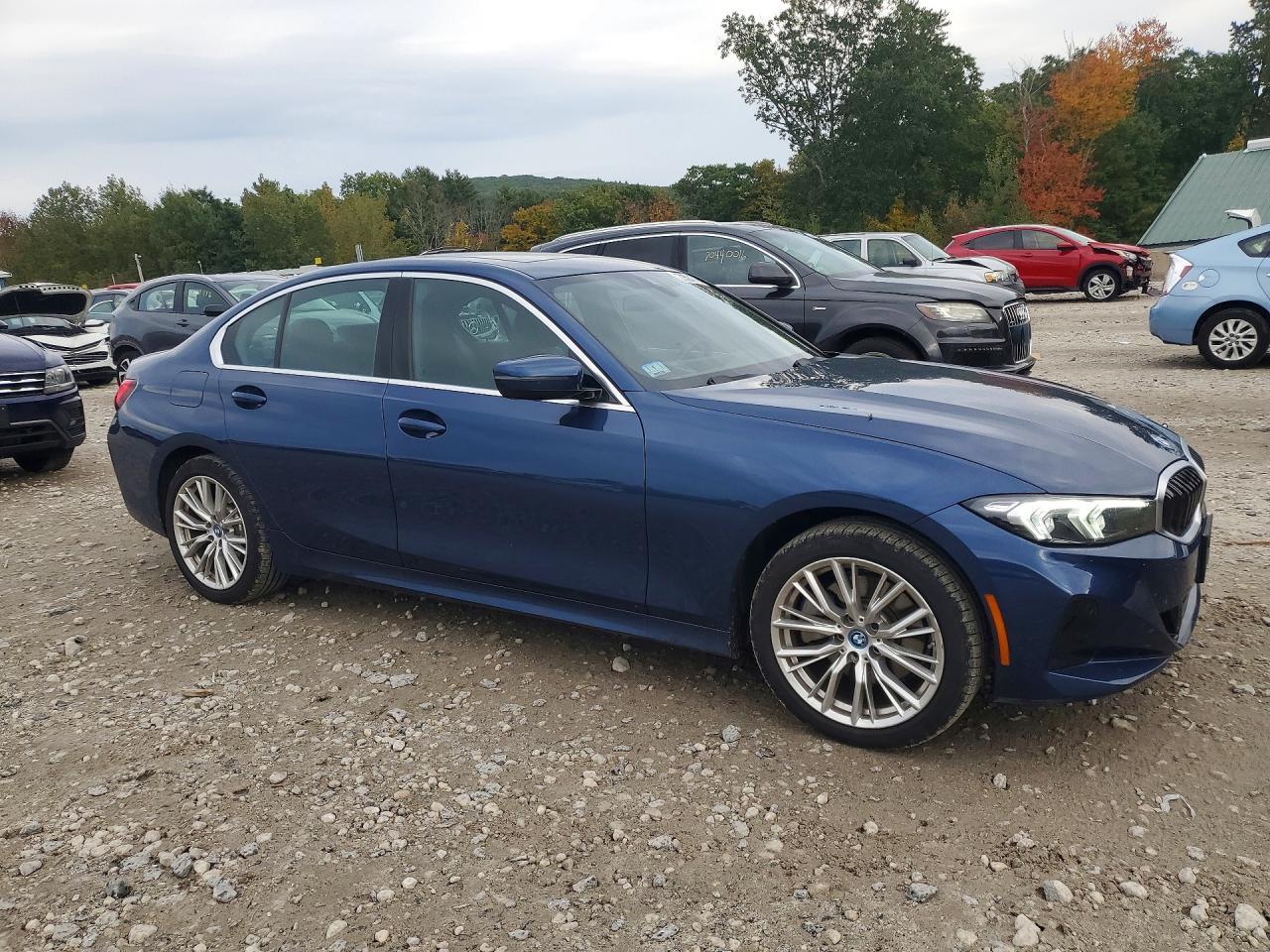 2024 BMW Seria 3 330e - zdjęcie 4