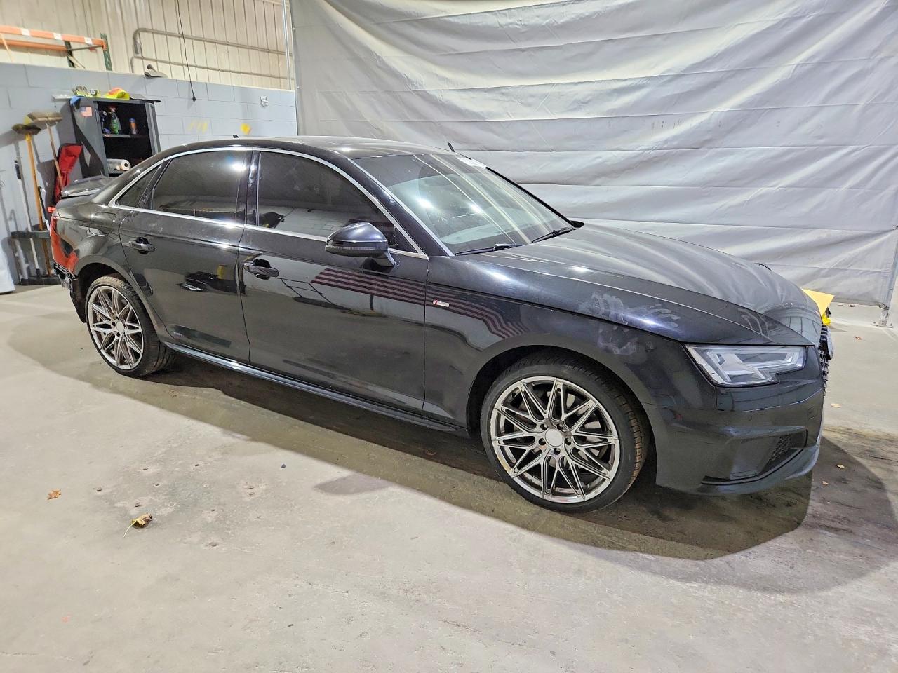 2019 Audi A4 Premium Plus - zdjęcie 4