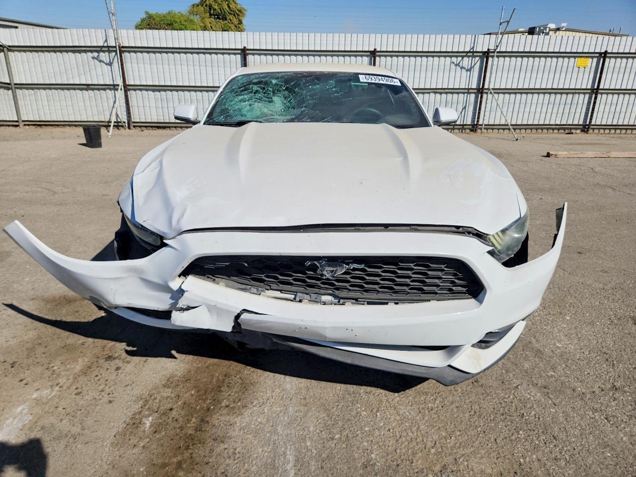 2016 Ford Mustang - zdjęcie 5