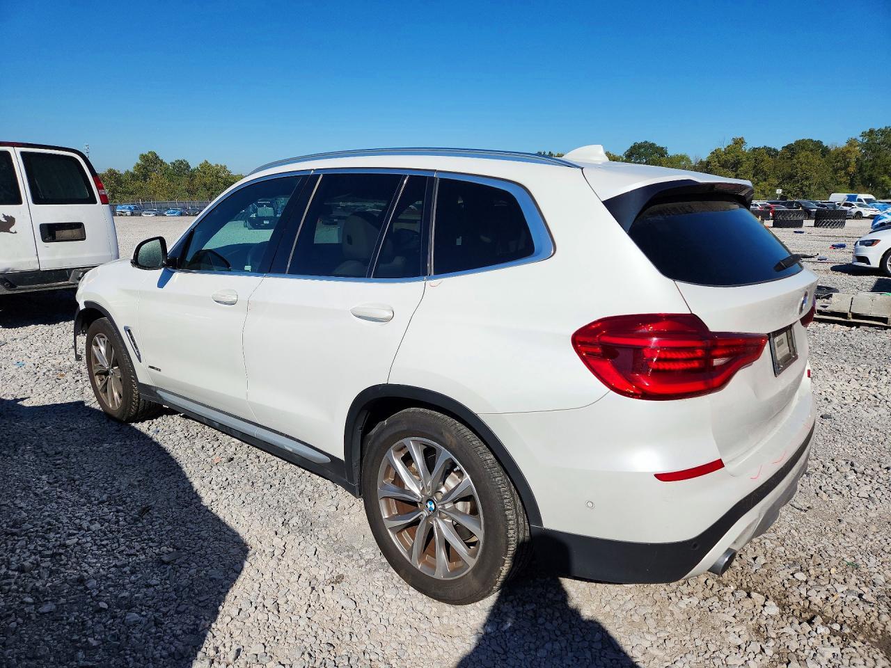 2018 BMW X3 xDrive30I - zdjęcie 2